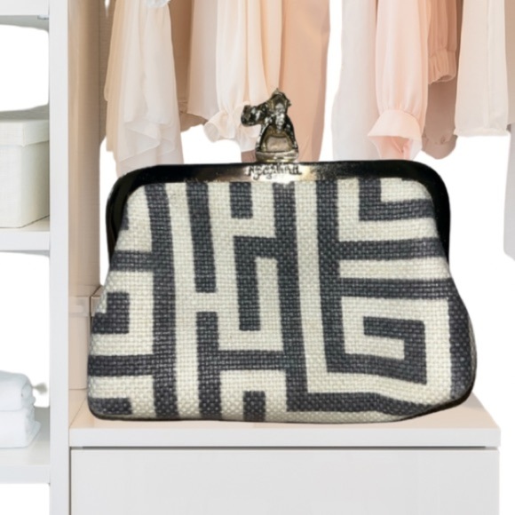 Spartina 449 De Renne Yacht Club Coinpurse by Spartina 449 - Picture 10 of 10